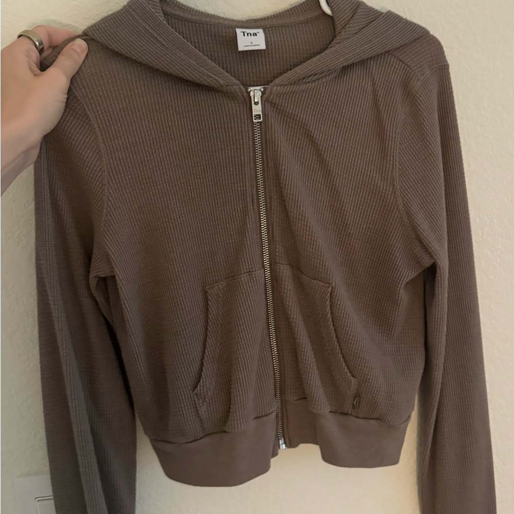 Aritzia Brown Cardigan with Zip-Up Style